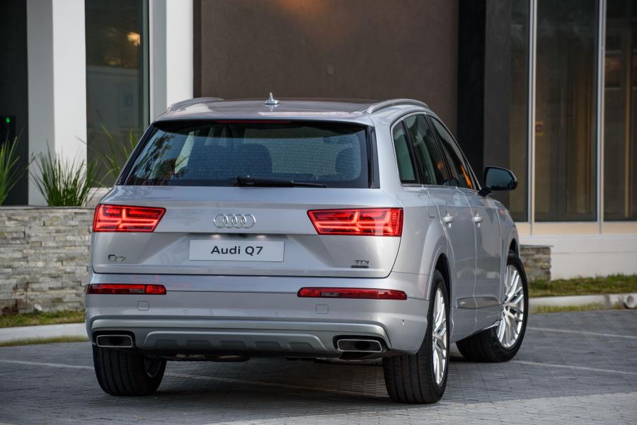  Audi Q7 TDI Quattro (4M) 2015 года  (ZA) (фото 14 из 20)